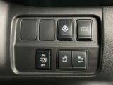 運転席スイッチ部 人気装備の両側オートスライドドア付きで、とっても便利です!!