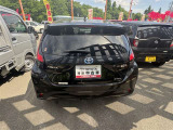 バックカメラが付いているので後方確認が非常にしやすいです。今や運転初心者も熟練者も必須装備!ついていて損はないですね♪