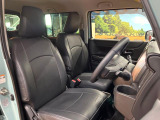運転席シート廻りは使用感も少なく、良好な状態となっています。前オーナー様が丁寧に使っていたことがよくわかりますね。