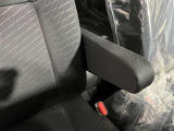 運転席ひじ掛け♪