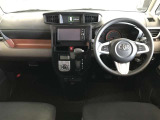 見通しのいい視界と最適なレイアウトで運転しやすいです。