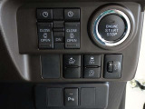 スマートアシストを搭載したサポカーS車です。