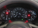 【メーターパネル】見た目もきれいで視認性もよく、安心して運転に集中できます。シンプルであるということが実は安全でもあるんです。