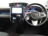 ぜひ展示車の運転席に座ってみてください。