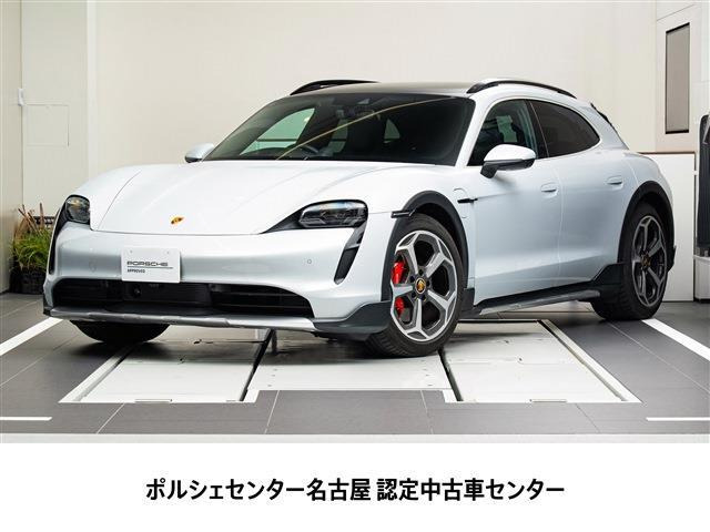 タイカンクロスツーリスモ 4S 4+1シート 4WD