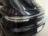 車両はすべて屋内にて保管しておりますので、綺麗な状態のお車をご覧いただけます。
