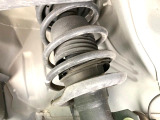 お車を安心してお乗りいただく為には、足回りの定期点検が欠かせません。サービスサポート(有償保証)では無料点検もご提供しており、安心のカーライフをお過ごしいただけるサポート体制が整っています。