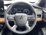 アウトランダー PHEV 2.4 P 4WD 4WD 修復歴無し