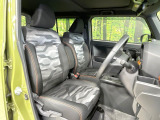 運転席シート廻りは使用感も少なく、良好な状態となっています。前オーナー様が丁寧に使っていたことがよくわかりますね。