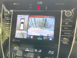 【全方位モニター】専用のカメラにより、上から見下ろしたような視点で360度クルマの周囲を確認することができます☆縦列駐車や幅寄せ時に活躍してくれます♪