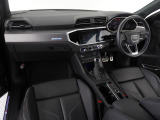 Audiのインテリアはエクステリア同様、優れたデザイン性とクオリティ、そして機能性を兼ね備えております。