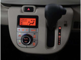 ネットでお車をお探しの方でも、お車の状態が一目で分かりやすい。トヨタ検査員による品質評価表つきで車両の状態詳細を明記致しておりますのでお気軽にお尋ね下さい。