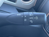 【 オートライト 】オートライトなのでライトの点け忘れを気にすることなく運転が出来ます♪//