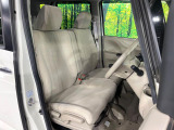 運転席シート廻りは使用感も少なく、良好な状態となっています。丁寧に使われていたことがよくわかりますね。