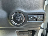 運転席にも両側電動スライドドアスイッチが付いております