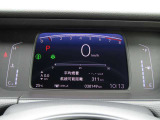 ■7インチ液晶メーター■デジタルでの速度表示やHonda SENSING作動表示など、見やすさを追求されています!メーター上部のバイザーも水平基調にすることで、前方の視界がスッキリとしています♪