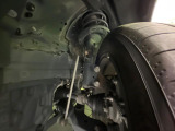 お車を安心してお乗りいただく為には、足回りの定期点検が欠かせません。サービスサポート(有償保証)では無料点検もご提供しており、安心のカーライフをお過ごしいただけるサポート体制が整っています。