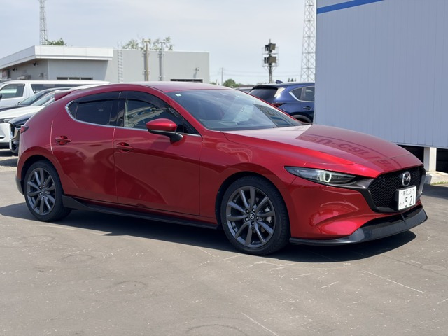 MAZDA3ファストバック 1.8 XD プロアクティブ ツーリング セレクション 4WD