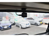 「ディーラーは高い!」というイメージをお持ちですか?当店は、自動車税などの税金からなる「法定費用」などの諸経費を含めた総額表示にてお車をご紹介しております。
