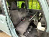 ドライバーによって運転しやすいポジションは異なり、あの車はどうなのか不安なこともありますよね。気になるお車は店頭で乗り込んでご確認いただけます♪