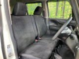 ドライバーによって運転しやすいポジションは異なり、あの車はどうなのか不安なこともありますよね。気になるお車は店頭で乗り込んでご確認いただけます♪