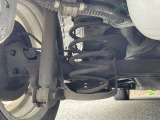 お車を安心してお乗りいただく為には、足回りの定期点検が欠かせません。サービスサポート(有償保証)では無料点検もご提供しており、安心のカーライフをお過ごしいただけるサポート体制が整っています。