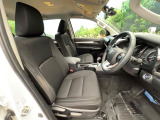 運転席シート廻りは使用感も少なく、良好な状態となっています。丁寧に使われていたことがよくわかりますね。