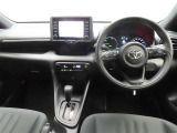 ぜひ展示車の運転席に座ってみてください。