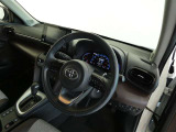 見通しのよいすっきりとした視界で、誰でも運転しやすいです。運転のしやすさは疲れにくさにも繋がりますよ♪