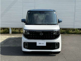 お車でお越しの際は、【東名・厚木IC】【圏央道・厚木南IC】より、R129を平塚方向へまっすぐ3〜4km(約10分程)です。
