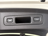 ハンズフリーアクセスパワーゲート。予約クローズ機能付きです。