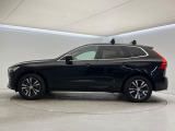 全国のVOLVOからお取り寄せが可能※!遠方の店舗に展示してあるクルマが気になる場合も、最寄りの店舗でご購入ただくことが可能です!是非私たちに要望をお聞かせください!※別途費用