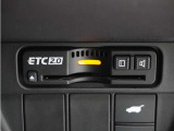 ◆ETC2.0◆進化したドライブ体験。料金収受システムだけだったETCが生まれ変わって、高速道路を賢く使うETC2.0に進化しました。多彩な情報サービスが便利で快適なドライブ体験を提供します。