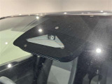 【衝突被害軽減ブレーキ】前方の車両や横断する歩行者などを検知した時、衝突回避や被害軽減をサポートします。