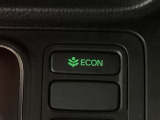 ★ECONスイッチ★ エコドライブを加速しよう!スイッチをONにすると、運転の仕方によるロスを抑え込み燃費をよくするようクルマが頑張ります(*^ー^*)燃費向上にチャレンジ♪