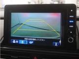 バックカメラ搭載です!車庫入れが苦手な人はもちろん、車両感覚に自信がある人にもお勧めです!見えない箇所が見えるようになるので、低い障害物や隠れてしまっている子供の存在等にも気付く事が出来ます。