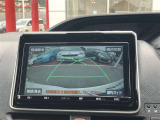 バックガイドモニターで、後方を確認しながら安心して駐車することができます。運転初心者も熟練者も必須の機能ですよ!
