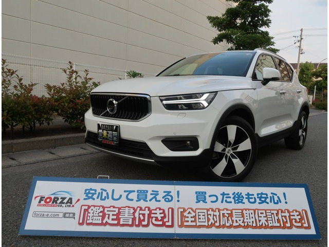 XC40 T4 AWD モメンタム 4WD