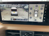 3Dビュー機能付。駐車場などで、周囲の状況が直感的にわかる立体的映像を表示しますので、安心して発進できます。