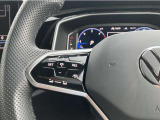 同一車線内全車速運転支援システム「Travel Assist」機能を装備。前を走行中の車両に一定の間隔で追従停止発進を自動で制御し、走行中の安全確保と疲労軽減に効果があります。