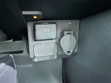 シガーソケット用の充電器が使用可能です!