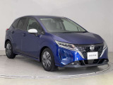 【車両状態証明書】査定協会公認のプロの検査員が公平かつ確かな基準で検査を実施。車両評価をもとに、安心しておクルマをお選びいただけます。