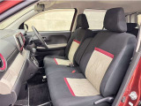 トヨタ中古車「まるごとクリーニング」施工済。外装はもちろん内装はシートを外して見えない所まで徹底洗浄しています。