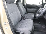 運転席・助手席です!非常にきれいな状態のお車です!