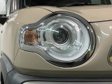 LEDヘッドライトは、点灯の瞬間から最大光量を発揮し、突然暗くなるトンネルなどでの安定感を高めます。