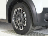 認定中古車では、厳しいHonda認定基準をクリアした厳選されたHonda認定中古車のみ、取り扱っております。「ご購入前の安心」「納車後の信頼」を車両と一緒に提供しております。