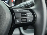 ◆アダプティブクルーズコントロール◆予め設定した車速内でクルマが自動的に加減速。前走車との適切な車間距離を維持しながら追従走行します。【LKAS】車線維持支援システムでステアリング操作を支援。