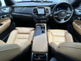 XC90 ウルトラ T8 AWD プラグインハイブリッド 4WD 