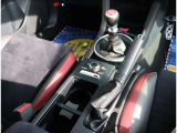 当店ではスポーツグレードや人気車種・上級グレードを主に仕入れ強化しております!中古車でお買い得感あるお車展示中となっておりますのでお客様のご来店、お見積もり依頼お待ちしております。