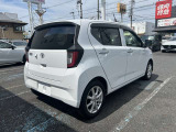 ダークガラス付きでプライバシー確保!!冷房の効果担保にも役立ちます♪